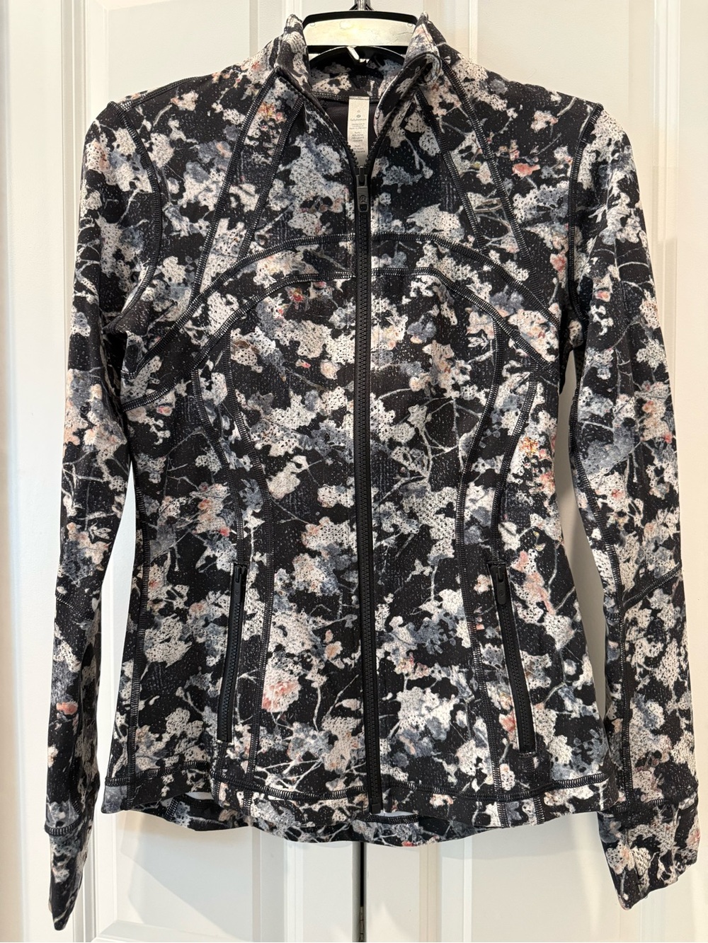 lululemon athletica Black Floral-Print Zip Jacket